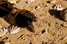 Cargar imagen en el visor de la galería, Gafas modelo CAREY
